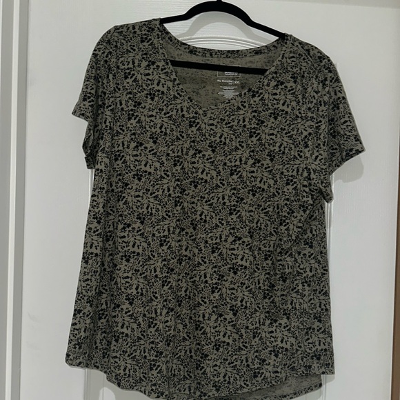 Sonoma Everyday Tee - Picture 1 of 3